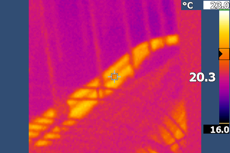 Ein Bild einer Wärmebildkamera, Thermografie Elektroanlagen