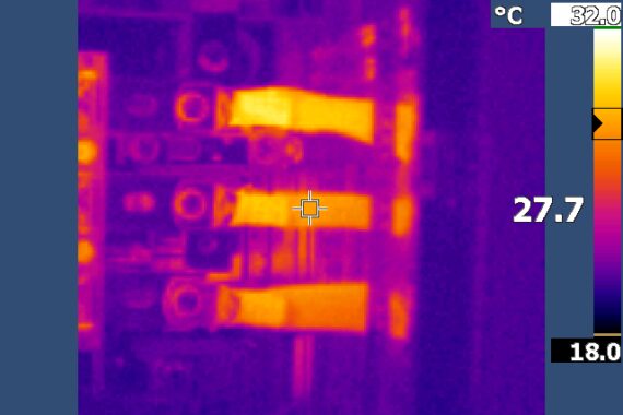 Bild einer Wärmekamera, Thermografie Elektroanlagen